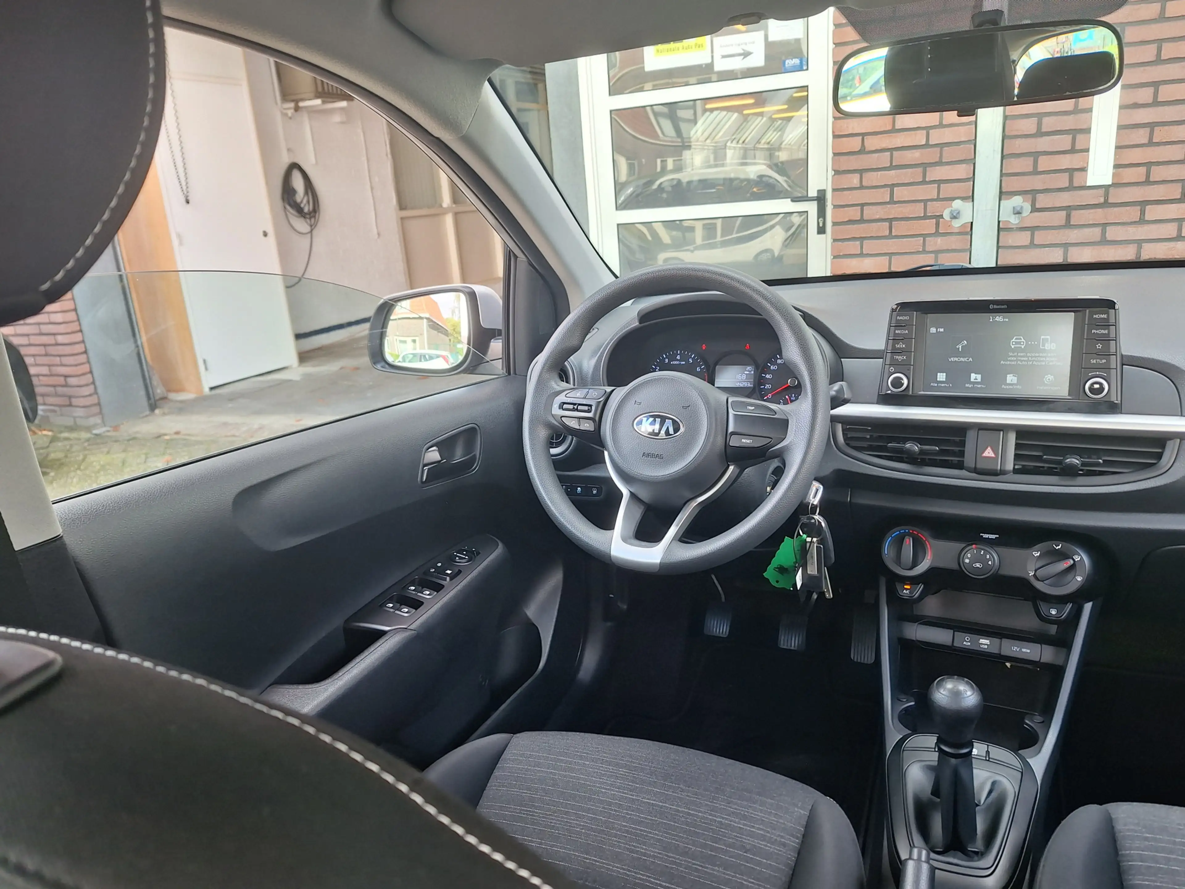 Kia Picanto 1.0 MPi ComfortPlusLine 5Drs /Camera/Navi/Apple/An — photo 12