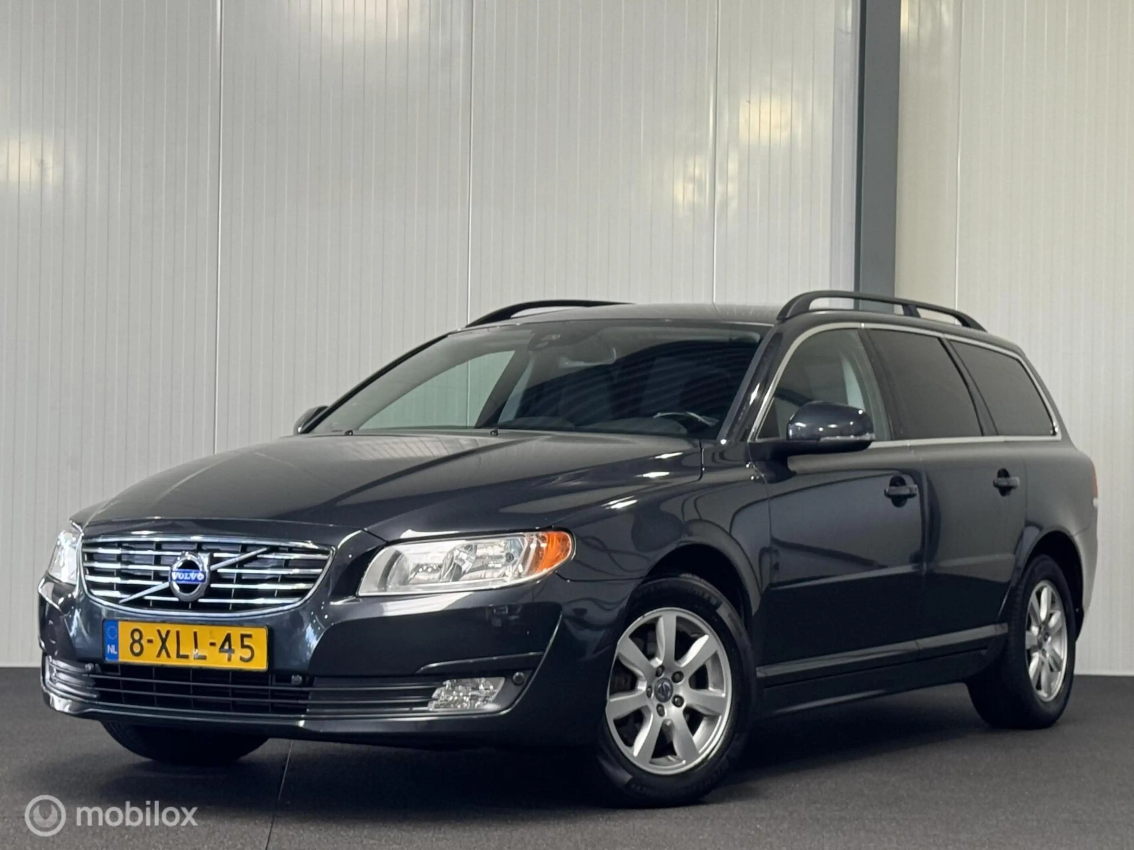 Volvo V70 2.0 D3 Momentum [ dealer historie trekhaak stoelve