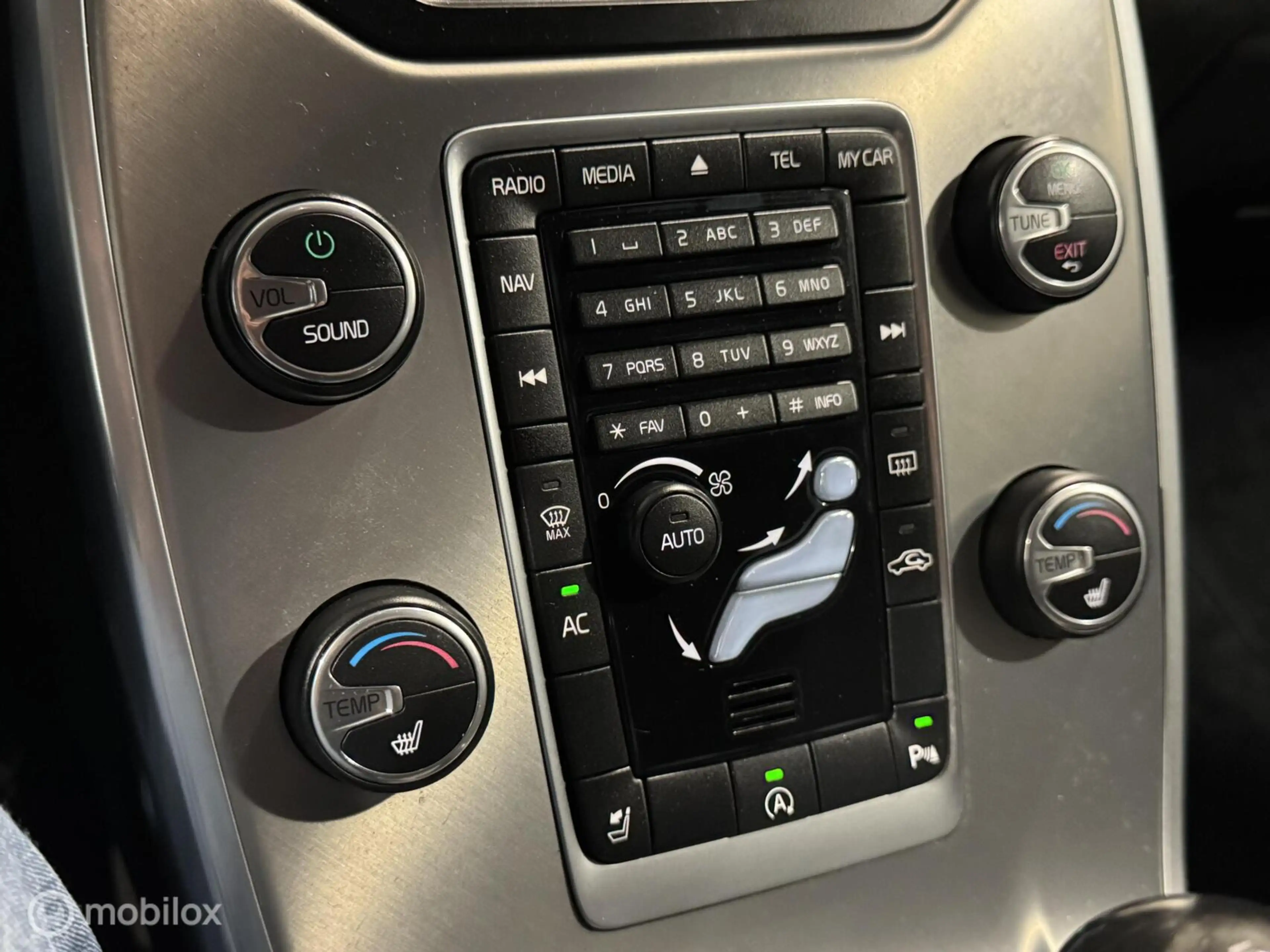 Volvo V70 2.0 D3 Momentum [ dealer historie trekhaak stoelve — photo 18