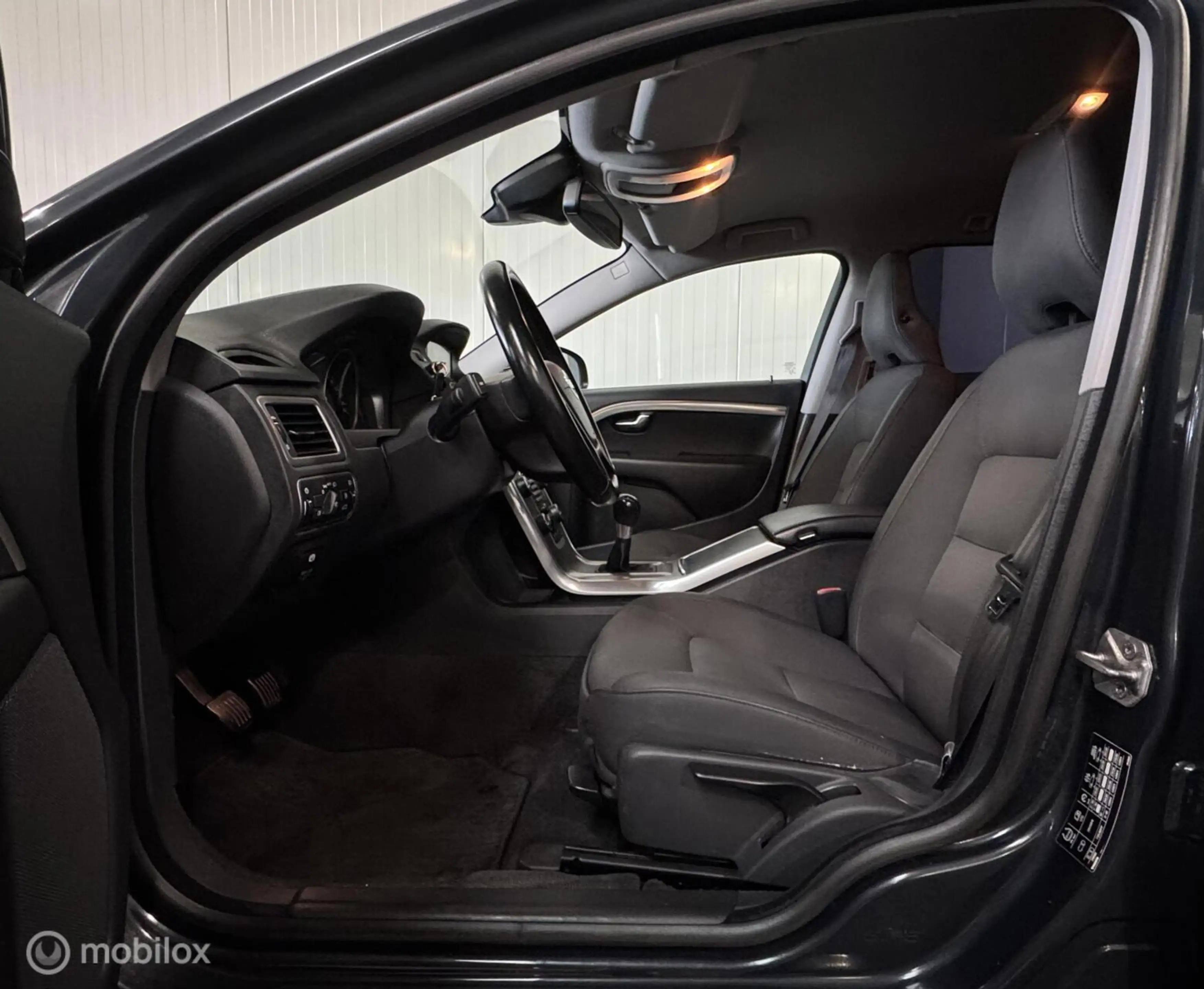 Volvo V70 2.0 D3 Momentum [ dealer historie trekhaak stoelve — photo 25