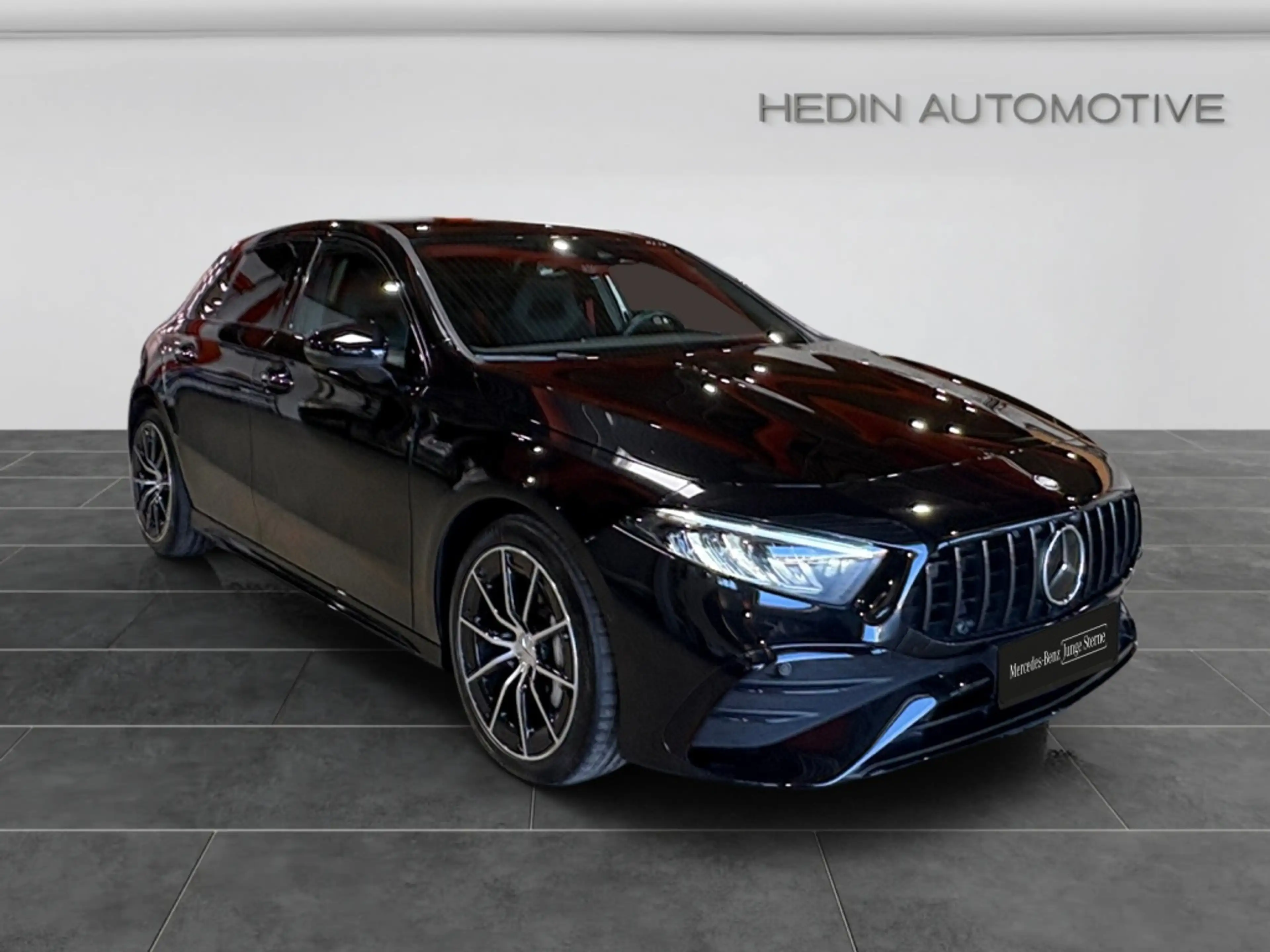 Mercedes-Benz A 35 AMG AMG A 35 4MATIC  Kompaktlimousine AMG|NIGHT|MBUX — photo 8