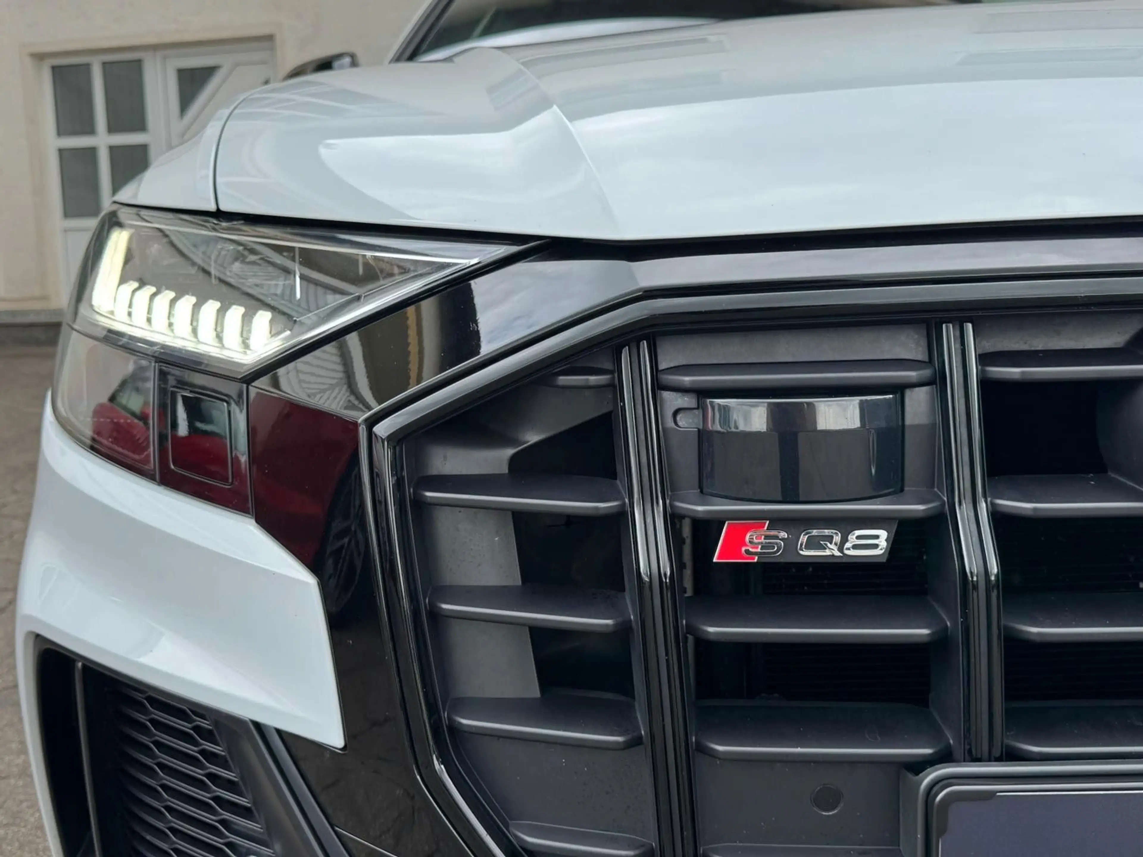 Audi SQ8 4.0TDI B&O NACHT SOFT PANO HUD STAND-HZ AHK — photo 4