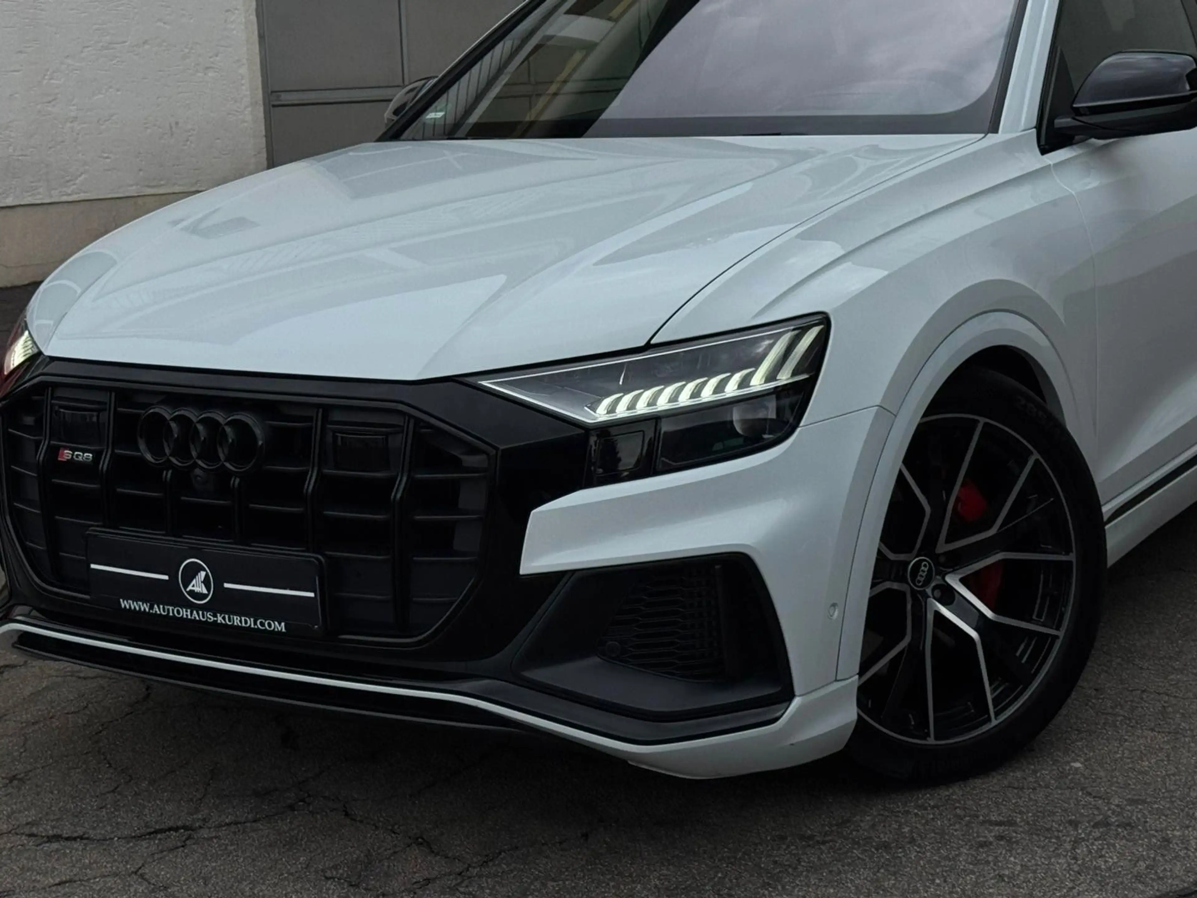 Audi SQ8 4.0TDI B&O NACHT SOFT PANO HUD STAND-HZ AHK — photo 2