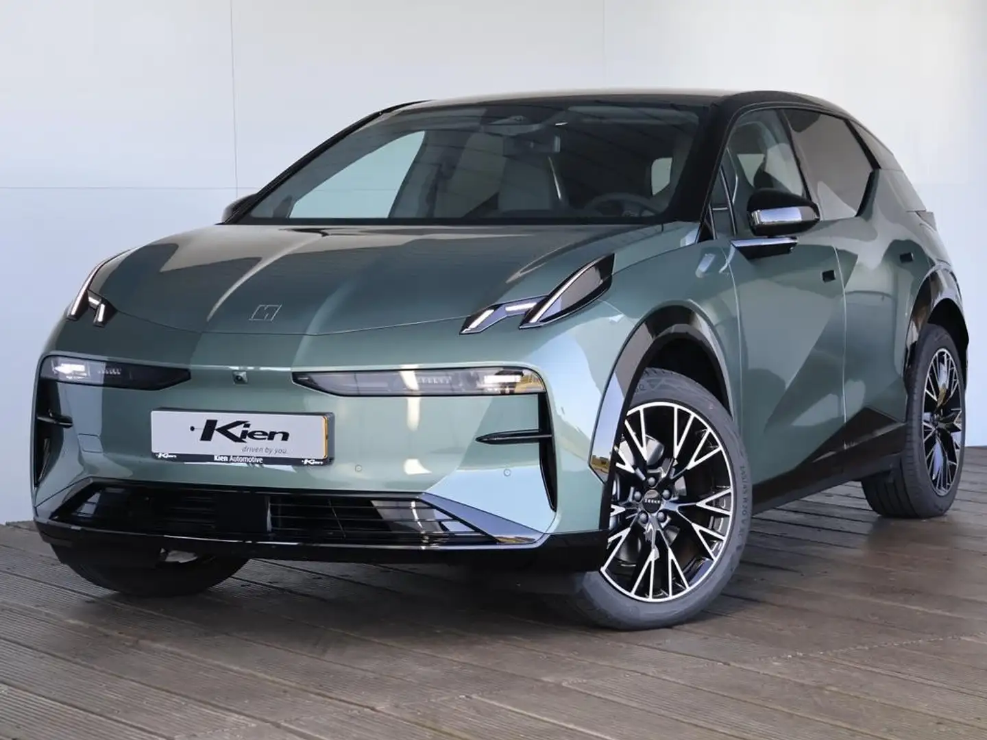 Zeekr X AWD Privilege 69 kWh | 428 PK | Panoramadak | stoe Groen - 2