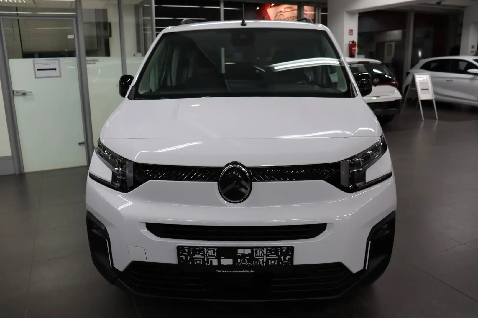 Citroen Berlingo 1.2 Plus M Carplay Winterpaket AHK Weiß - 2