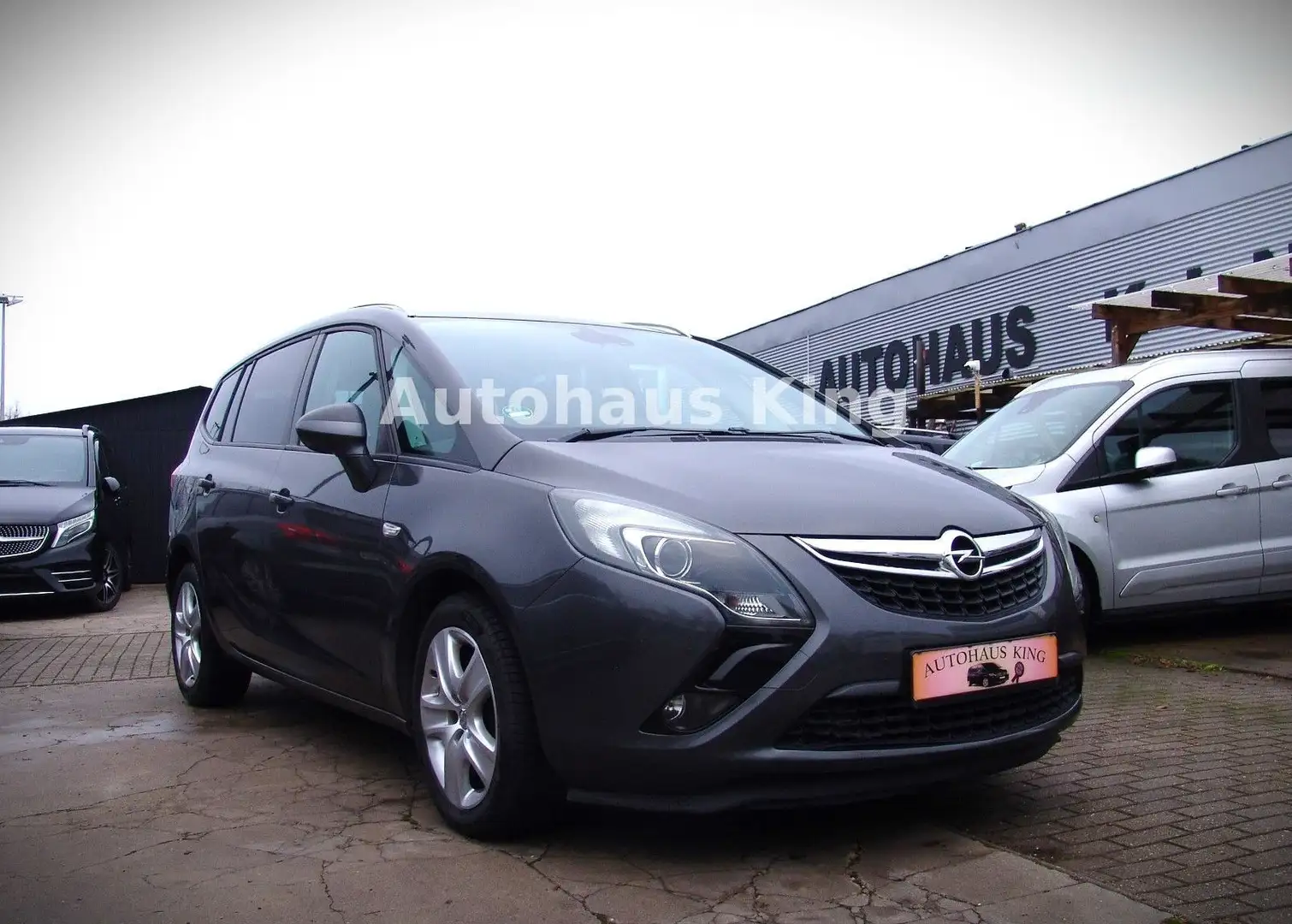Opel Zafira C Tourer Edition-Autom Grau - 1
