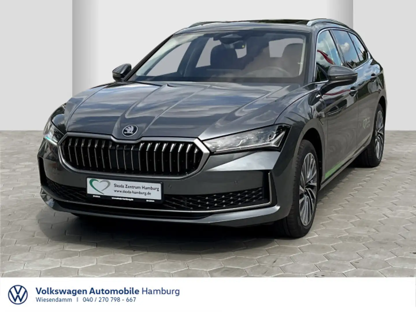 Skoda Superb Combi 1.5 TSI iV L&K Panorama AHK Canton Grau - 1