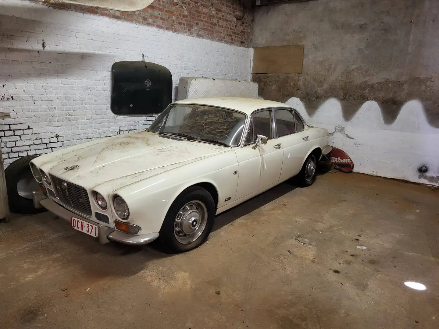 Jaguar XJ6 2.8 Weiß - 2