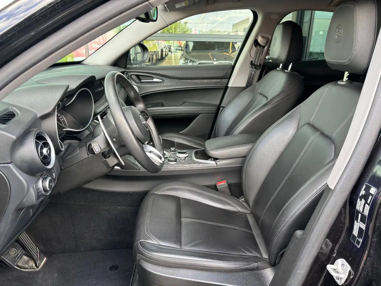 Alfa Romeo Stelvio 2021