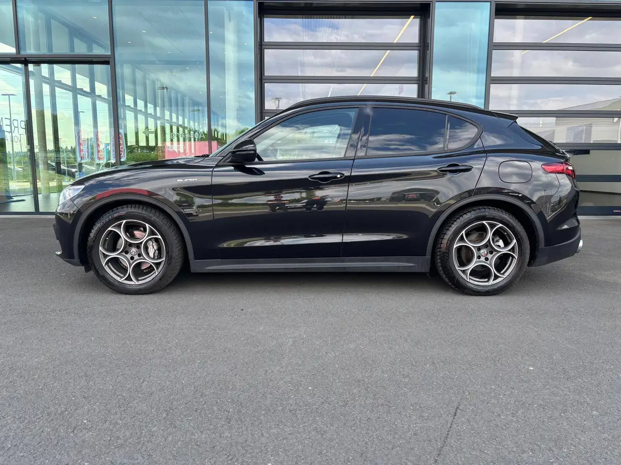 Alfa Romeo Stelvio 2021