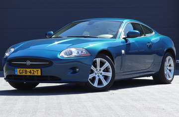 3.5 V8 Coupé