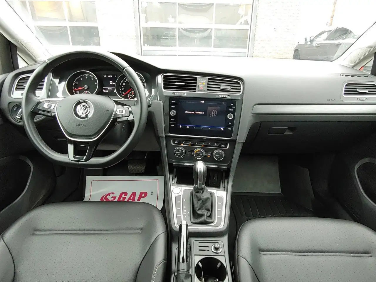 Volkswagen Golf снимка Volkswagen Golf