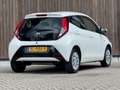 Toyota Aygo 1.0 VVT-i x-play / AUTOMAAT / CAMERA / Wit - thumbnail 19