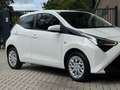 Toyota Aygo 1.0 VVT-i x-play / AUTOMAAT / CAMERA / Wit - thumbnail 22