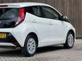 Toyota Aygo 1.0 VVT-i x-play / AUTOMAAT / CAMERA / Wit - thumbnail 20