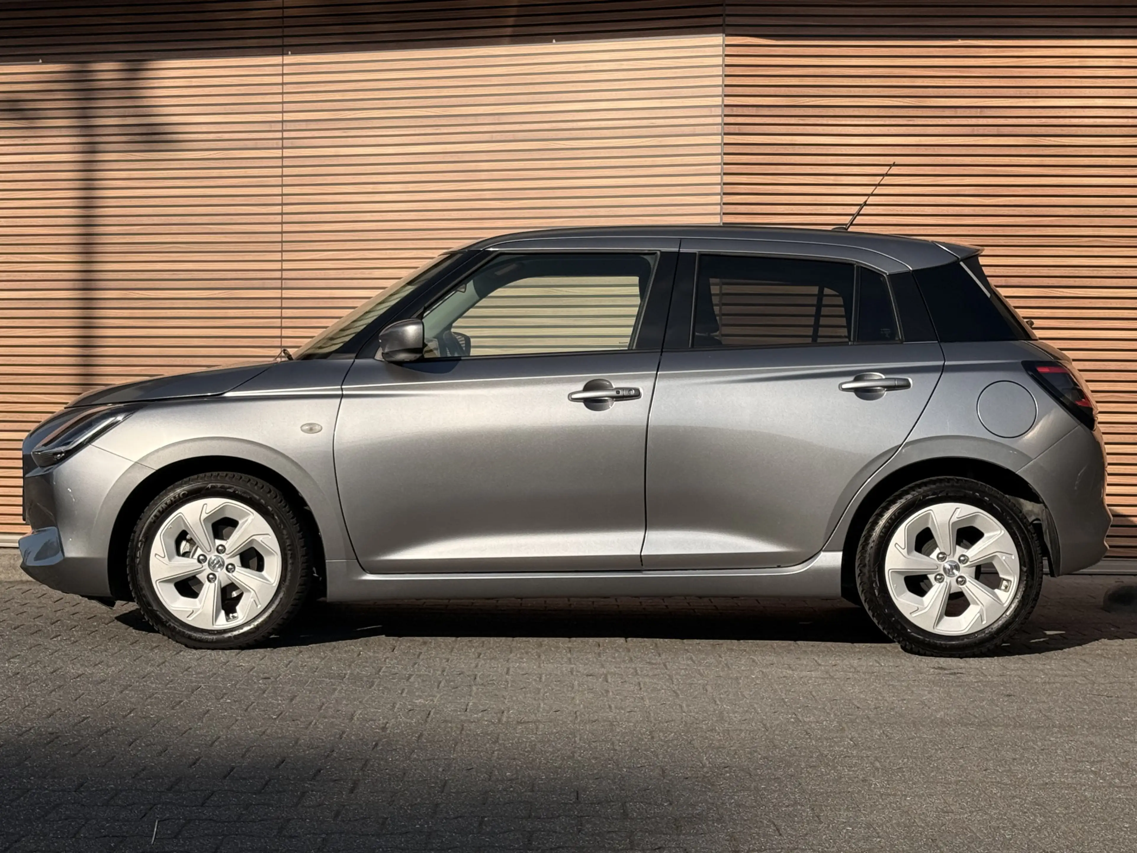 Suzuki Swift 1.2 Select Smart Hybrid Navi / Camera /  Adpt Crui — photo 5
