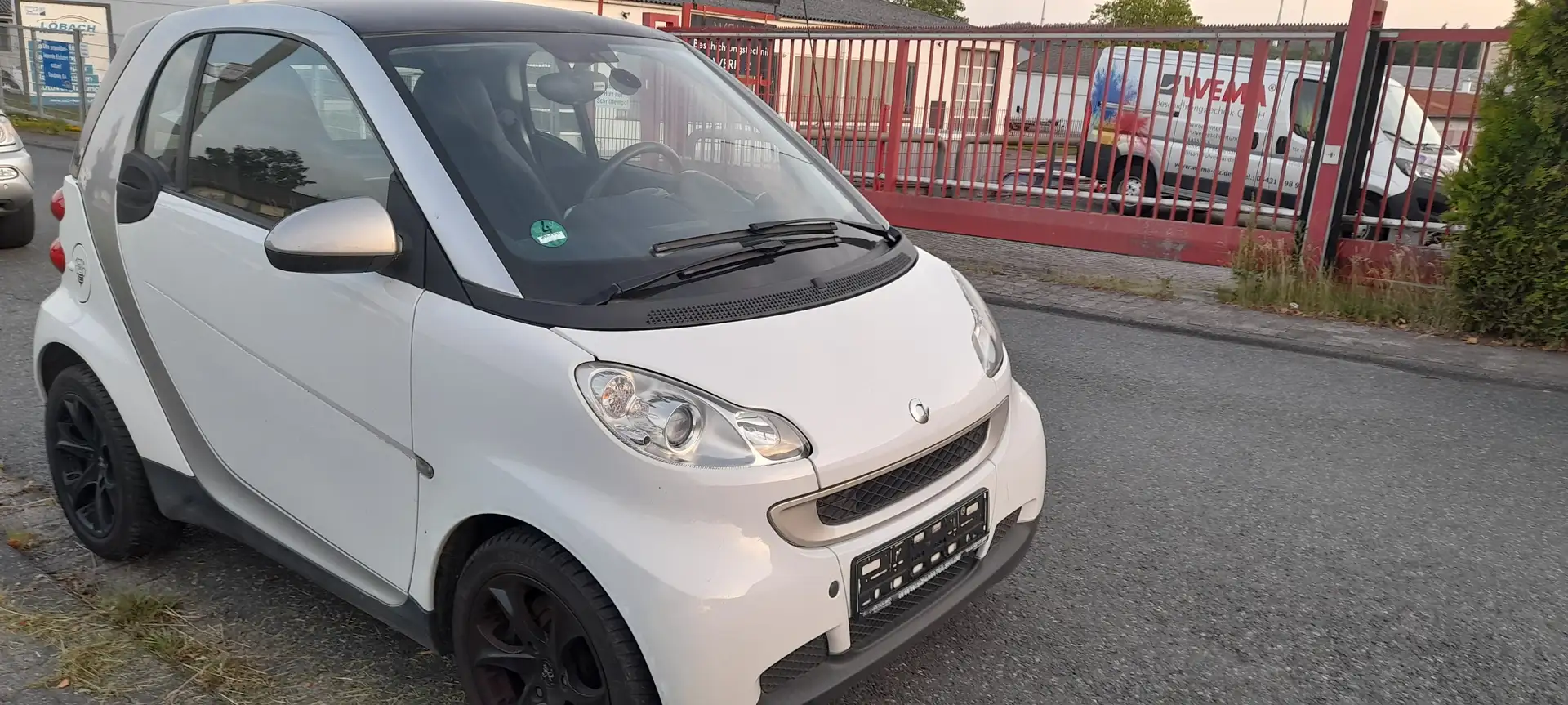 smart forTwo Micro Hybrid Drive 45kW (451.334) Grau - 2