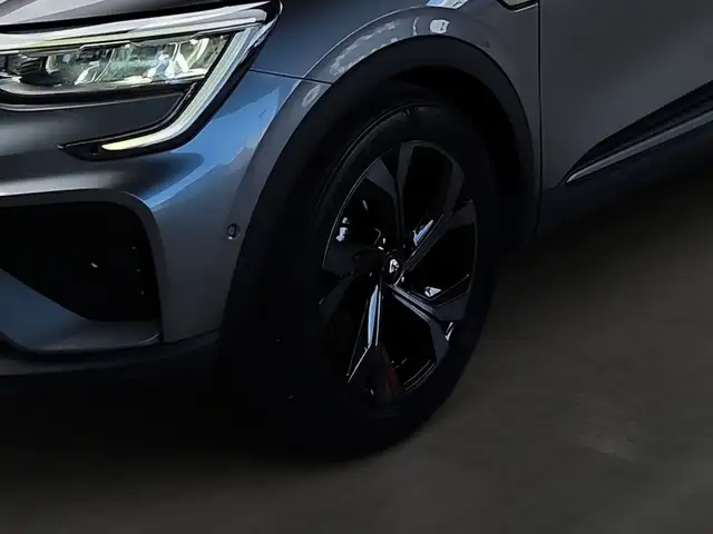 Renault Arkana view 10