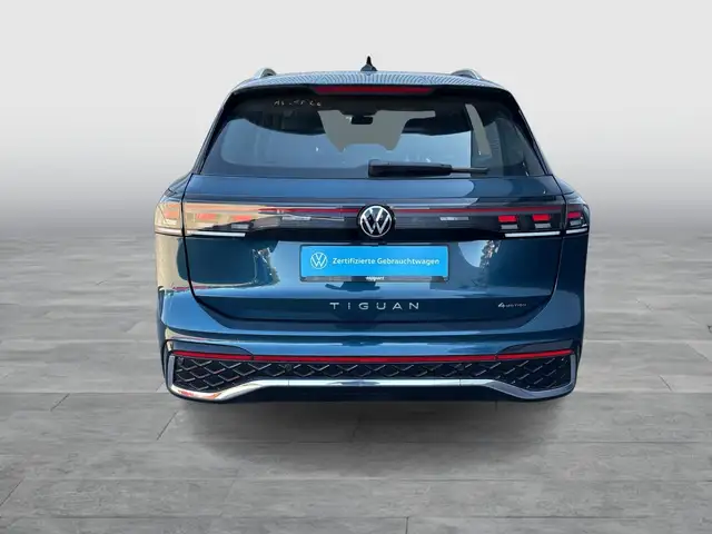 Volkswagen Tiguan view 6