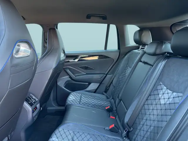 Volkswagen Tiguan view 13