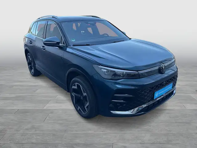 Volkswagen Tiguan view 8