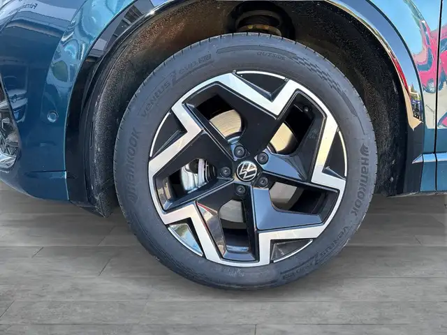 Volkswagen Tiguan view 10