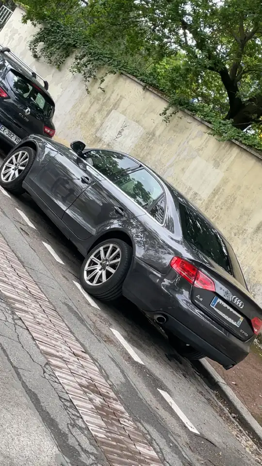 Audi A4 V6 2.7 TDI 190 DPF Ambiente Multitronic 