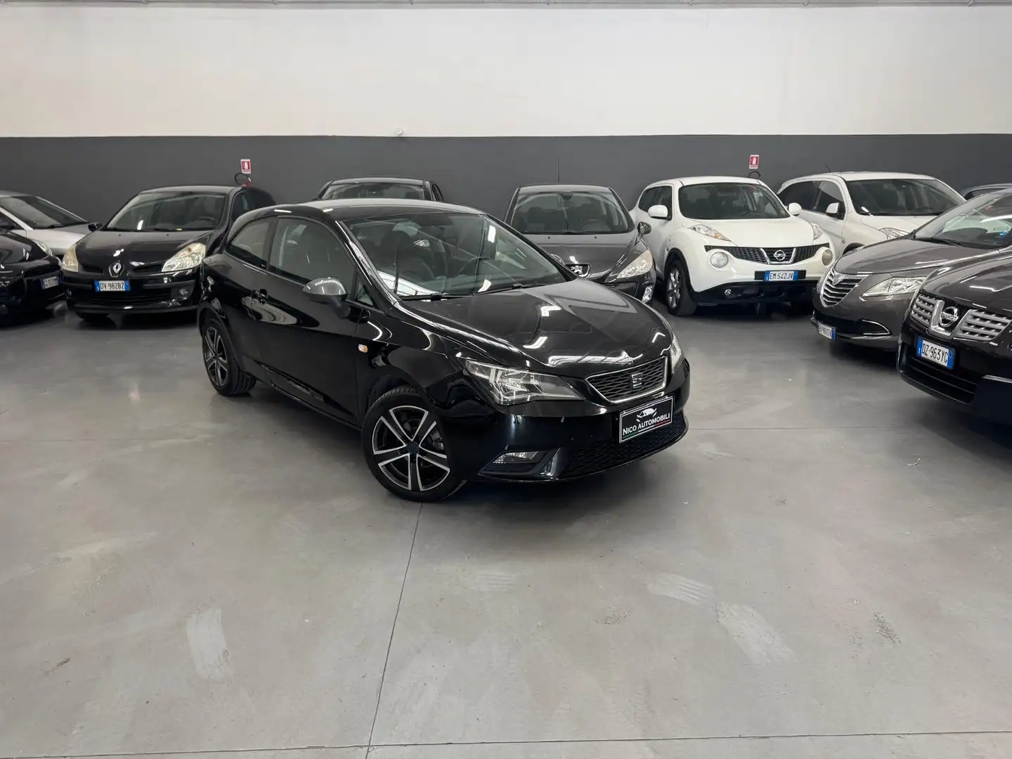 SEAT Ibiza Ibiza SC 1.0 Connect 75cv Nero - 2