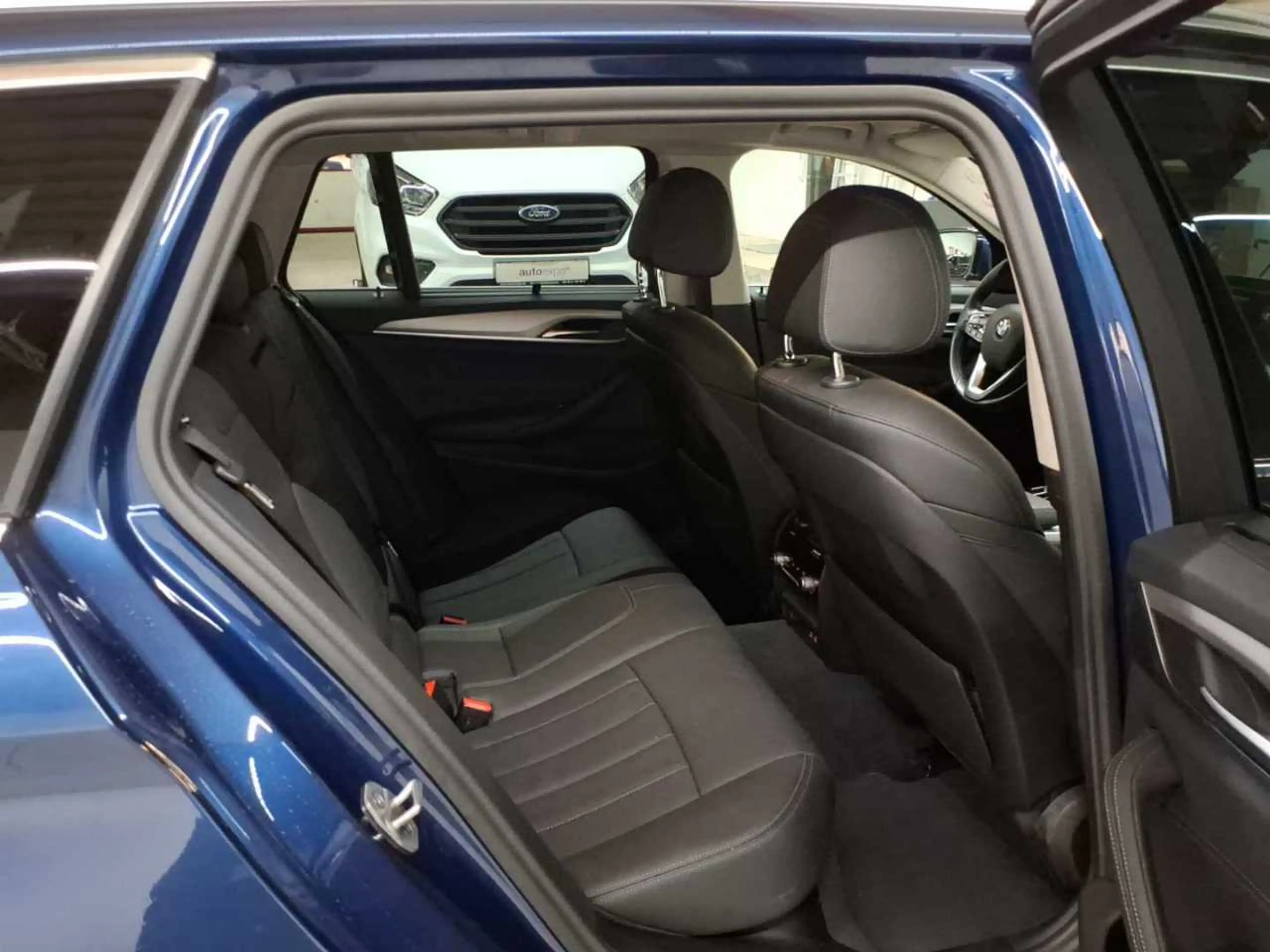 BMW 520 520d Touring Aut. Navi Leder SHZ — photo 14