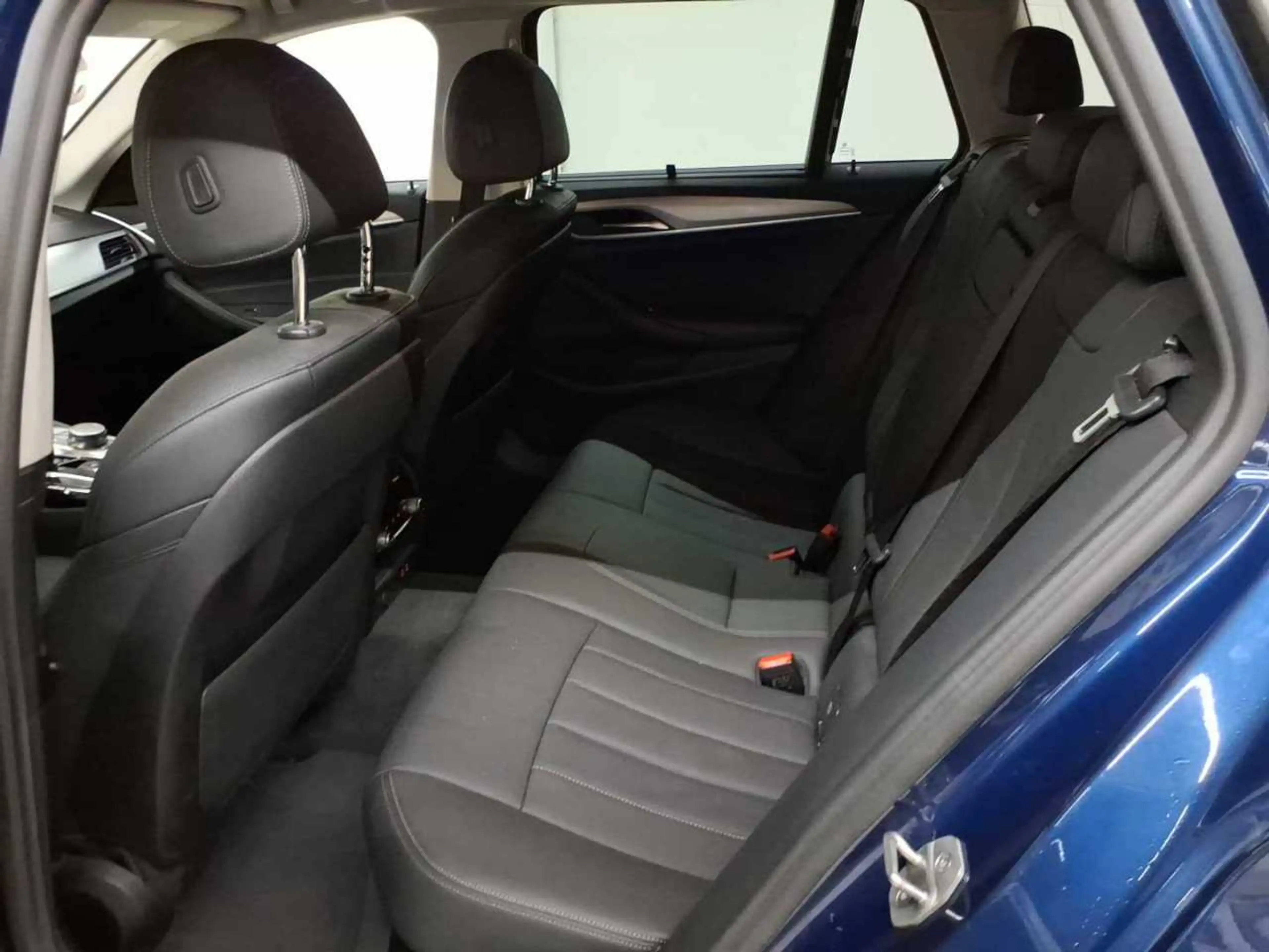 BMW 520 520d Touring Aut. Navi Leder SHZ — photo 13
