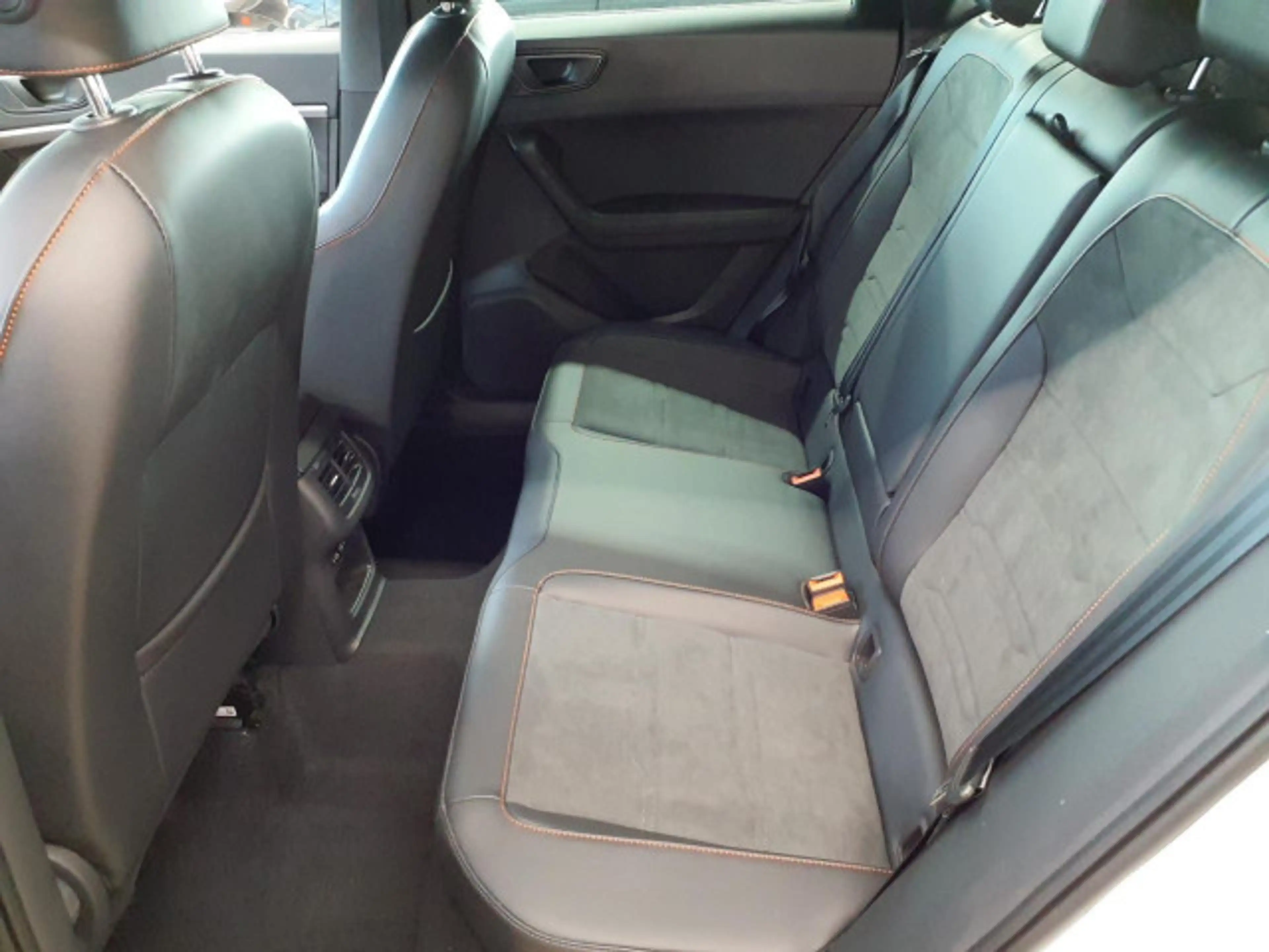 SEAT Ateca Seat Ateca FR TDI ACC AHK LED KAM NAVI SHZ — photo 5