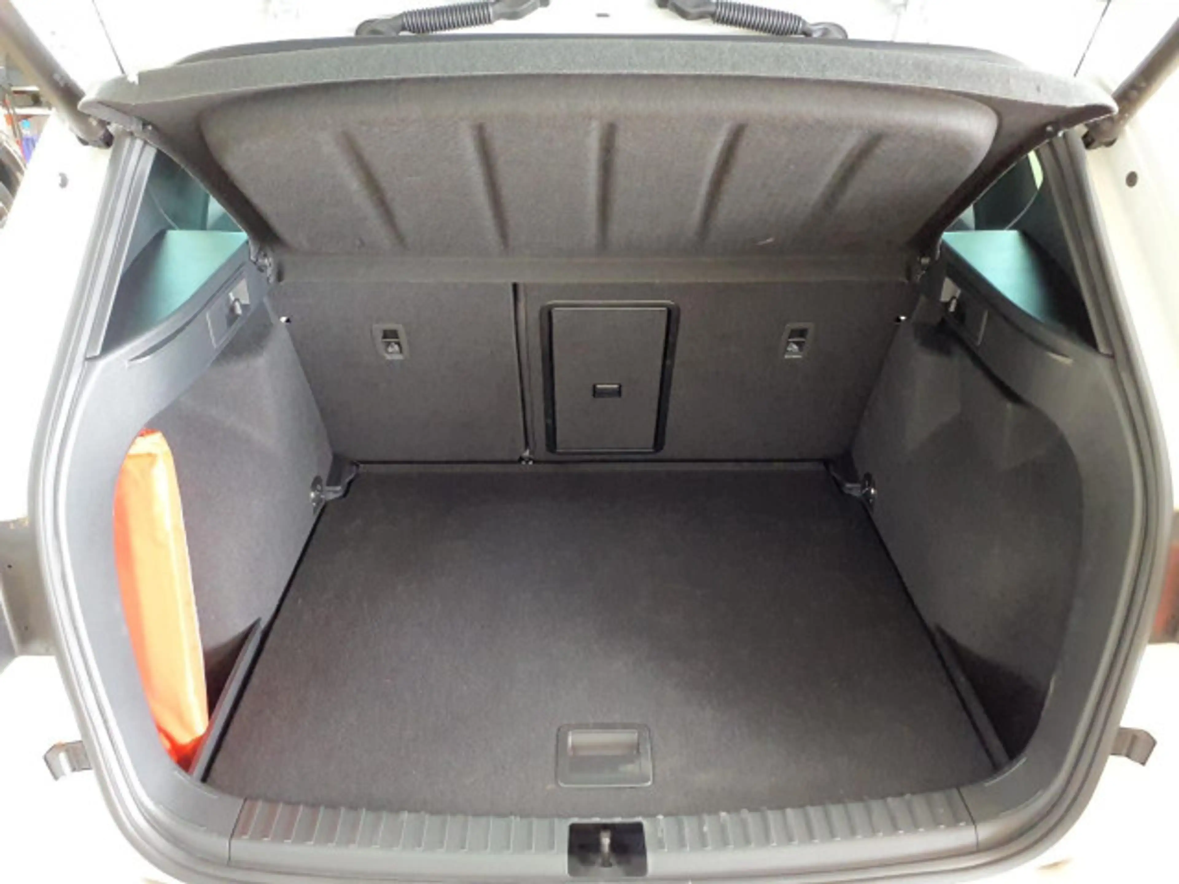 SEAT Ateca Seat Ateca FR TDI ACC AHK LED KAM NAVI SHZ — photo 6