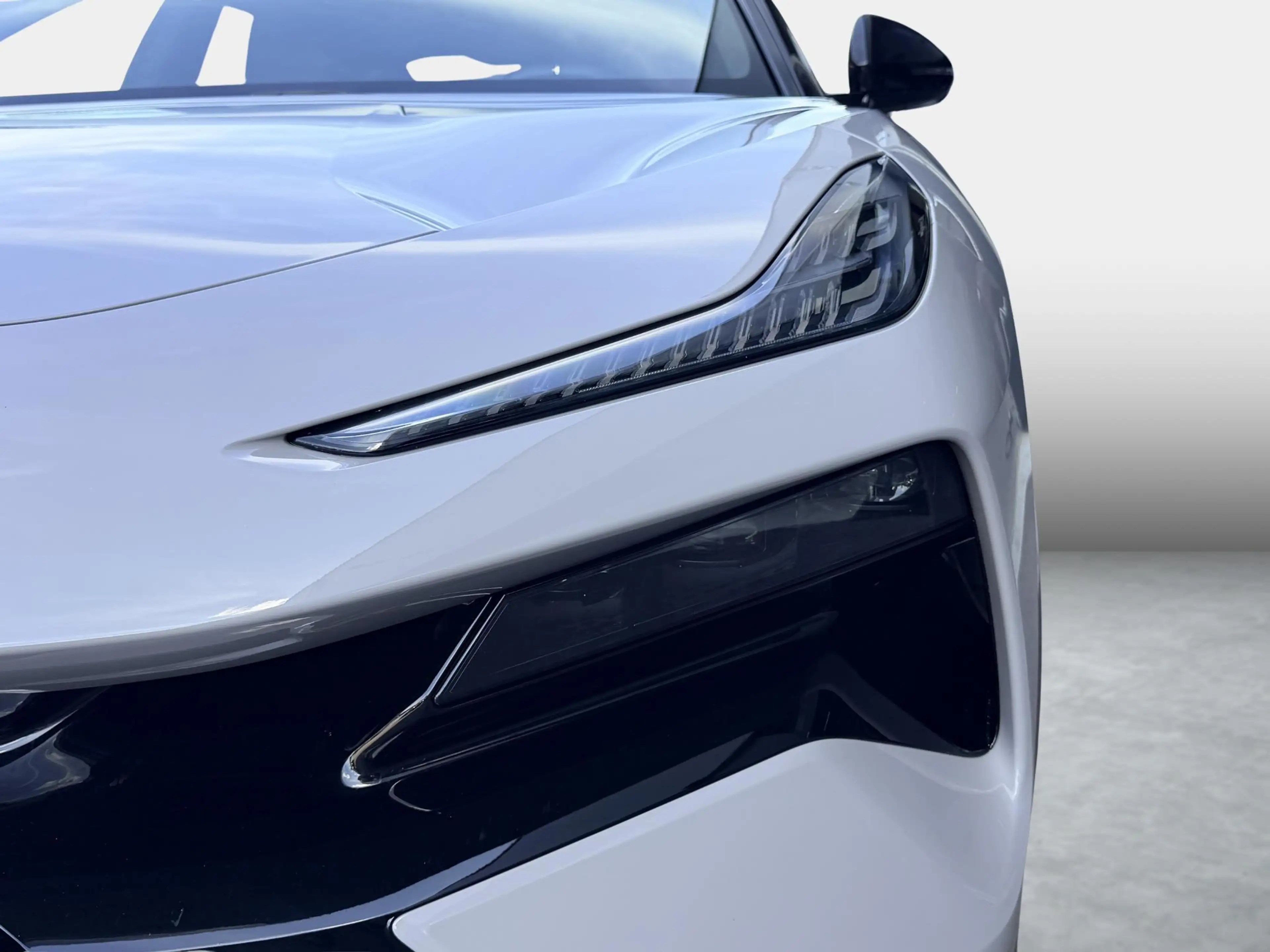 Lotus Eletre EDS 450+ 4WD 112 kWh | 22” | Lotus Pack | 612 PK | — photo 21