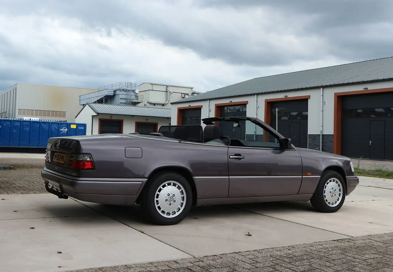 Mercedes-Benz E 200 Cabrio Topstaat H5 Bornit Karo 1995, foto 9