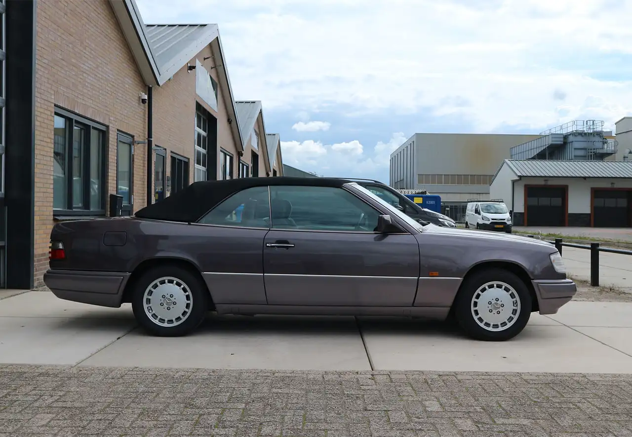 Mercedes-Benz E 200 Cabrio Topstaat H5 Bornit Karo 1995, foto 8