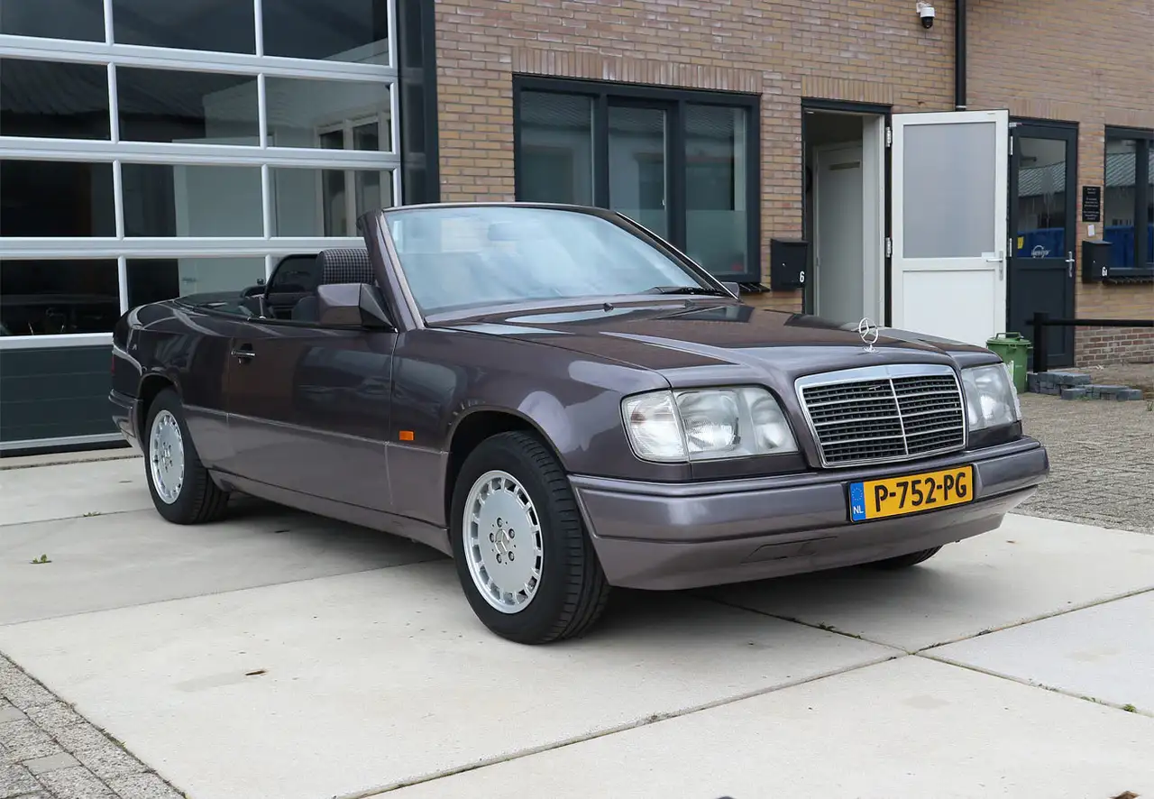 Mercedes-Benz E 200 Cabrio Topstaat H5 Bornit Karo 1995, foto 5