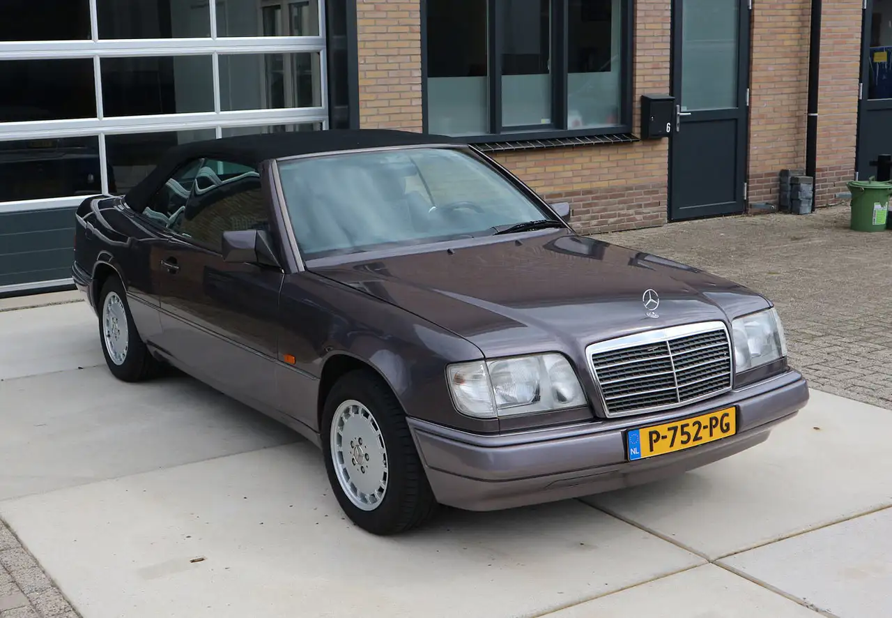 Mercedes-Benz E 200 Cabrio Topstaat H5 Bornit Karo 1995, foto 6
