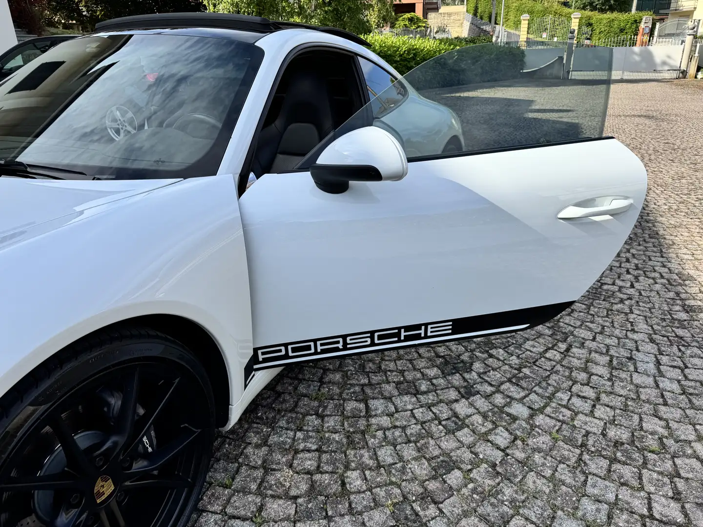 Porsche 911 Coupe 3.0 Carrera auto - 1