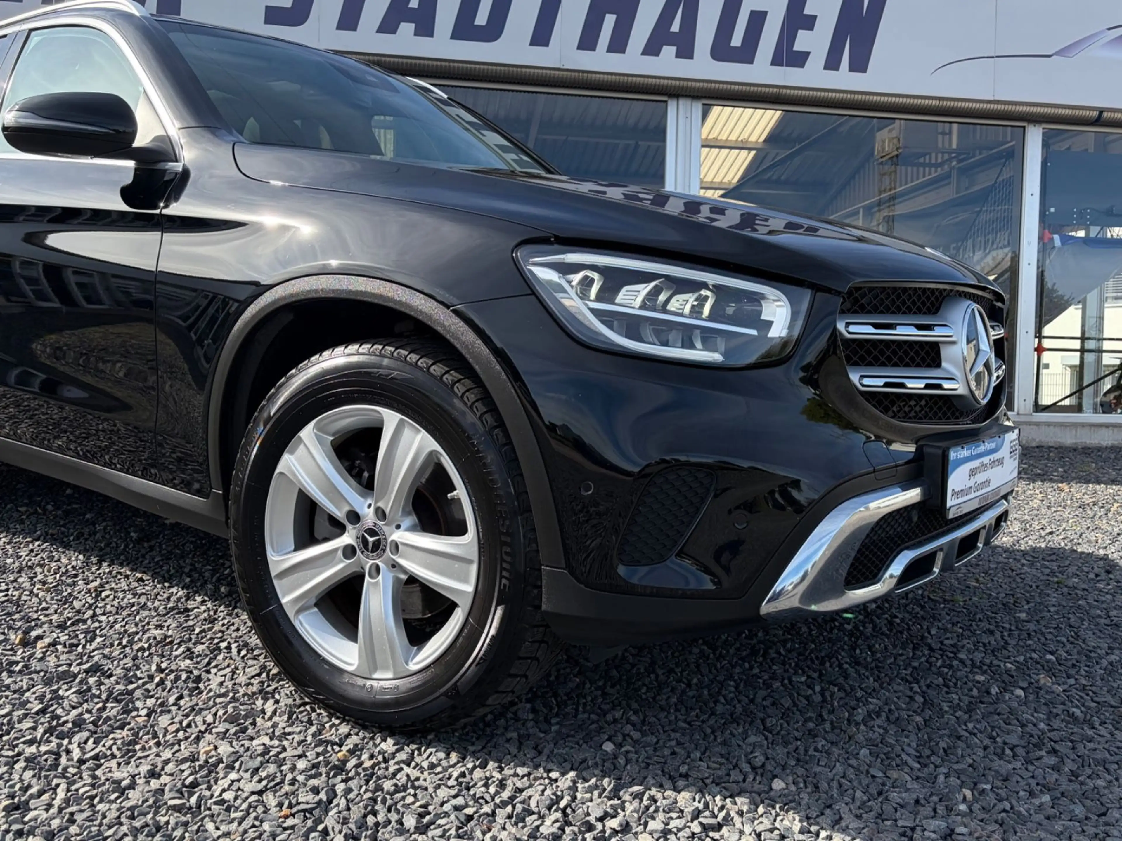 Mercedes-Benz GLC 200 d 4Matic AHK | PANO | LEDER | LED | DAB — photo 2