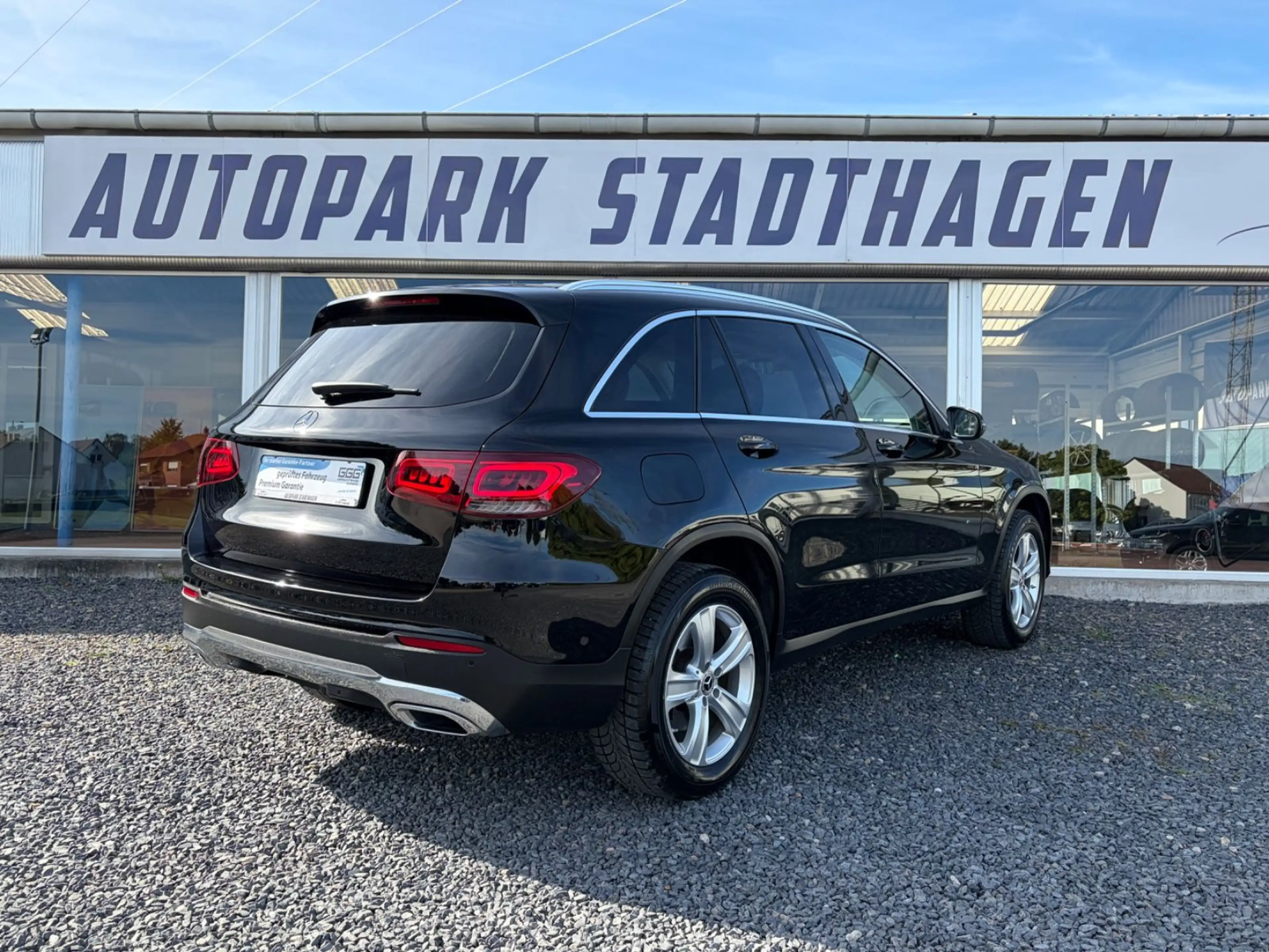 Mercedes-Benz GLC 200 d 4Matic AHK | PANO | LEDER | LED | DAB — photo 11