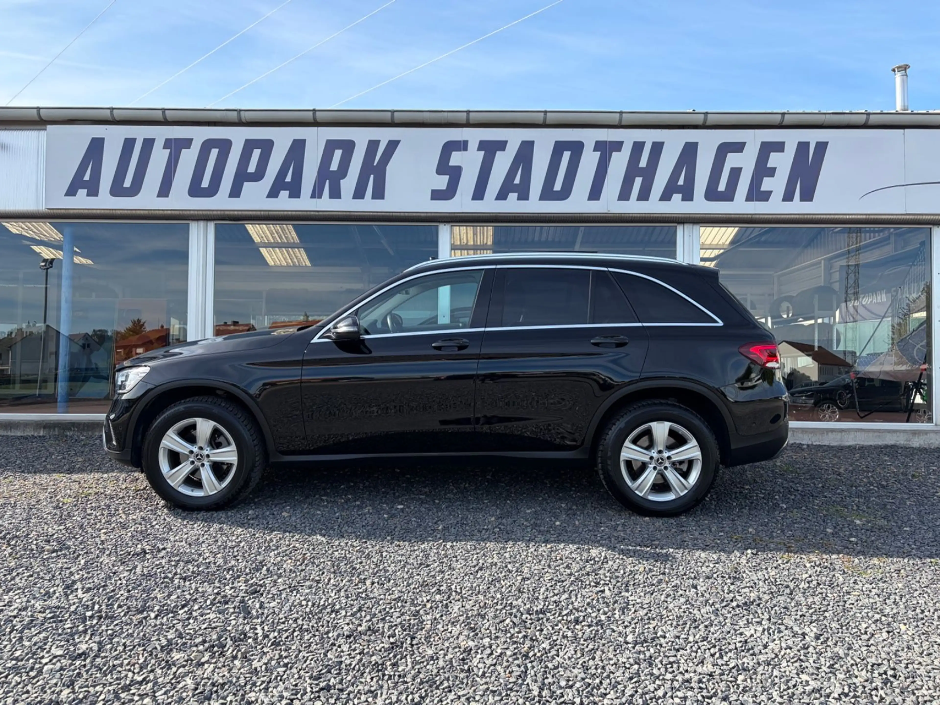 Mercedes-Benz GLC 200 d 4Matic AHK | PANO | LEDER | LED | DAB — photo 6