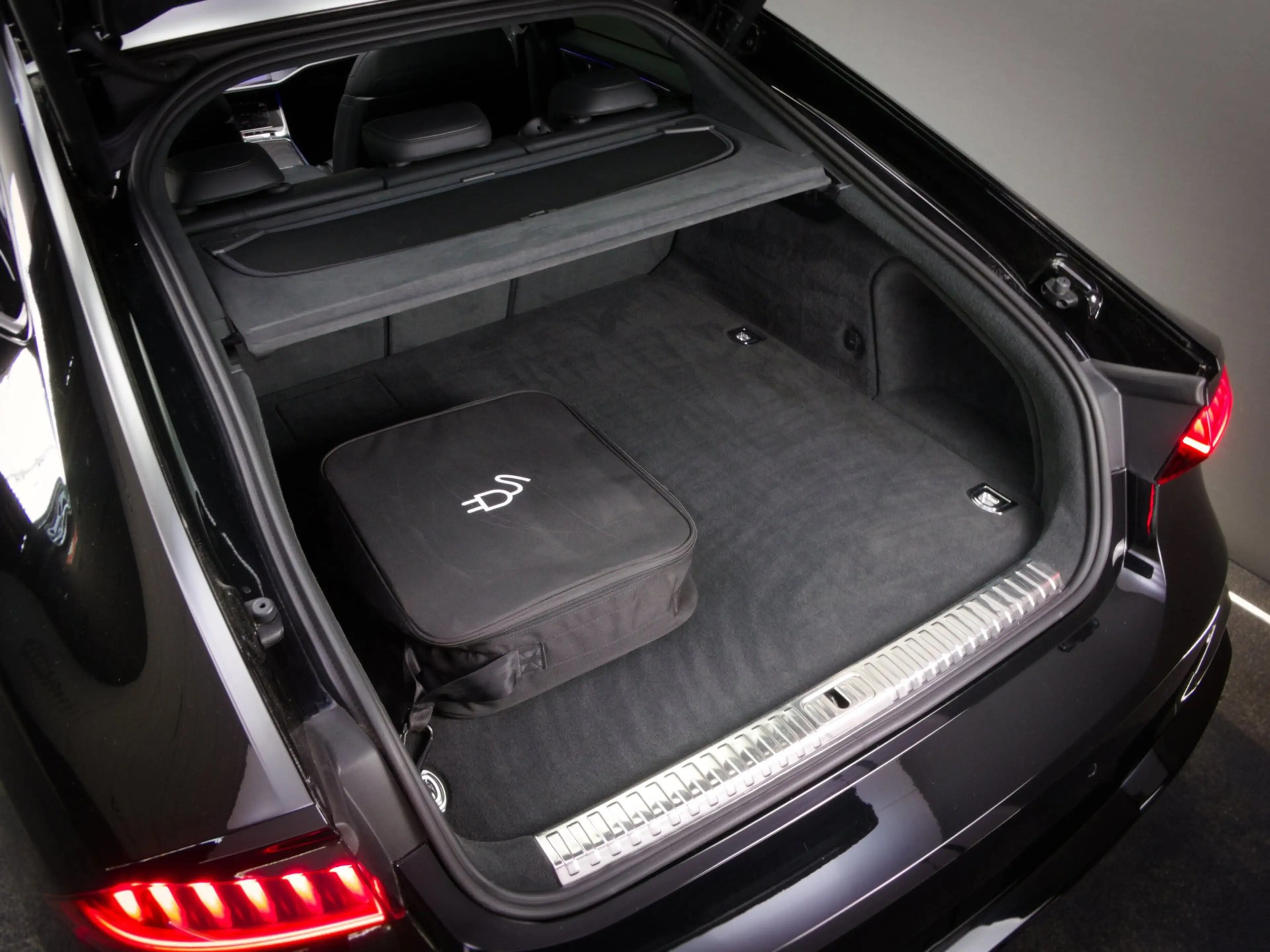Audi A7 Sportback 50 TFSI e quattro Competition S-Line Edi — photo 9