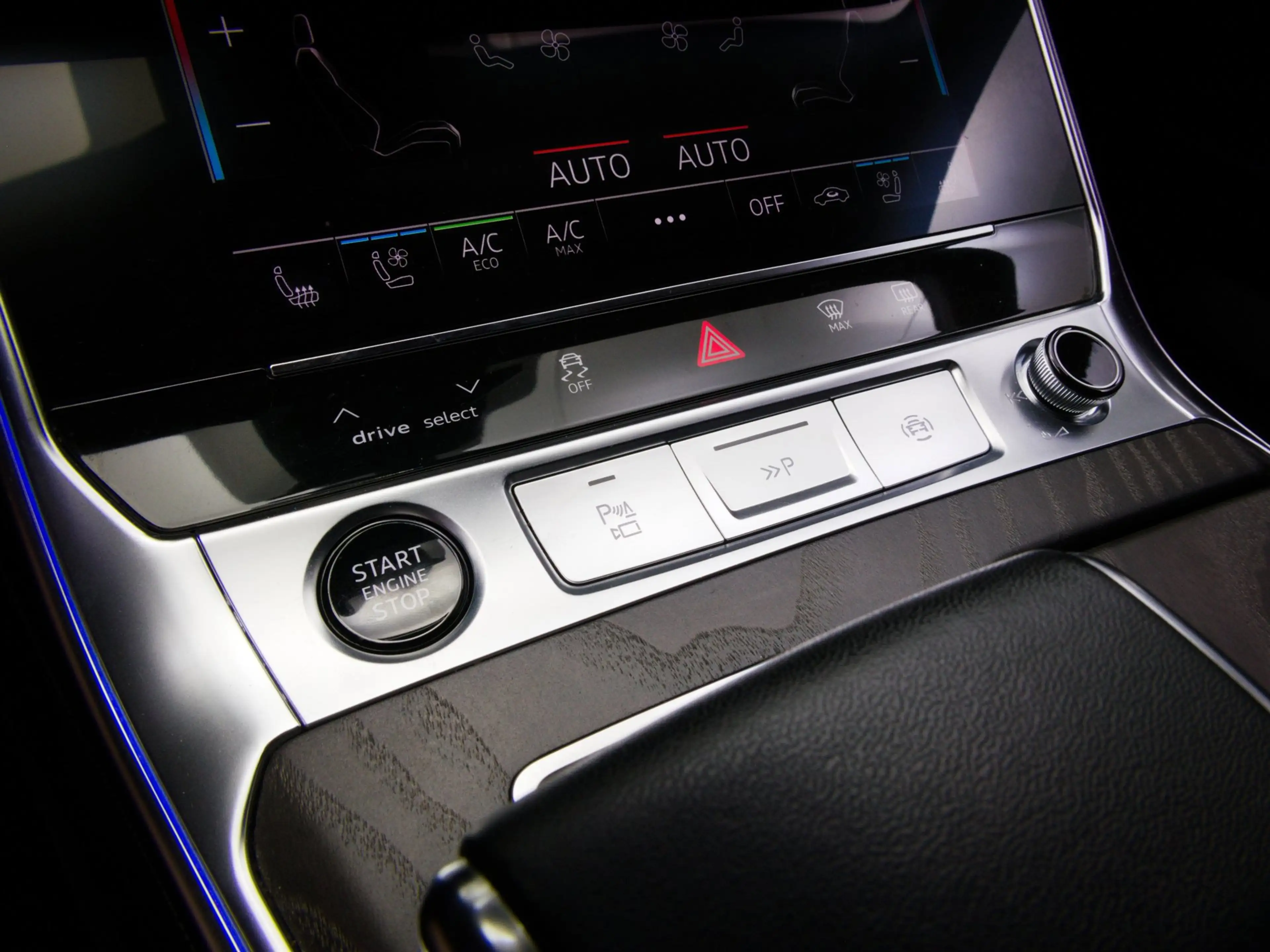 Audi A7 Sportback 50 TFSI e quattro Competition S-Line Edi — photo 31