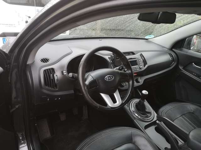 Kia Sportage 2.0 CVVT 2WD Attract