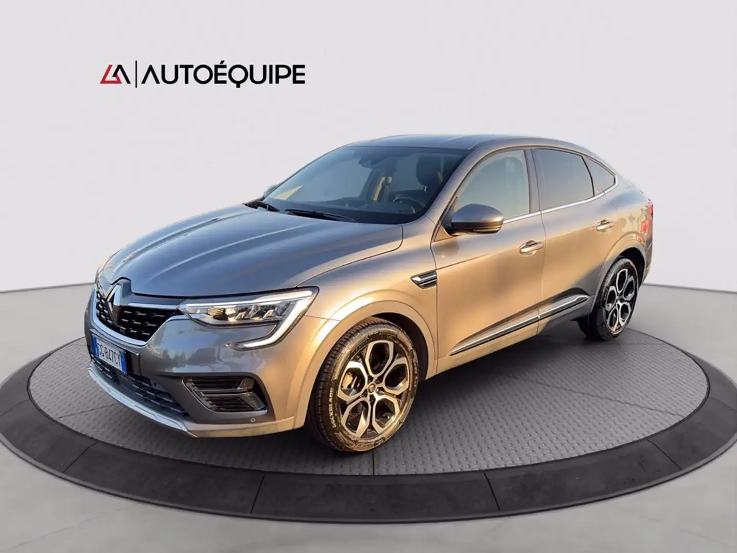 Renault Arkana 1.6 E-Tech full hybrid Intens 145cv Grigio - 2