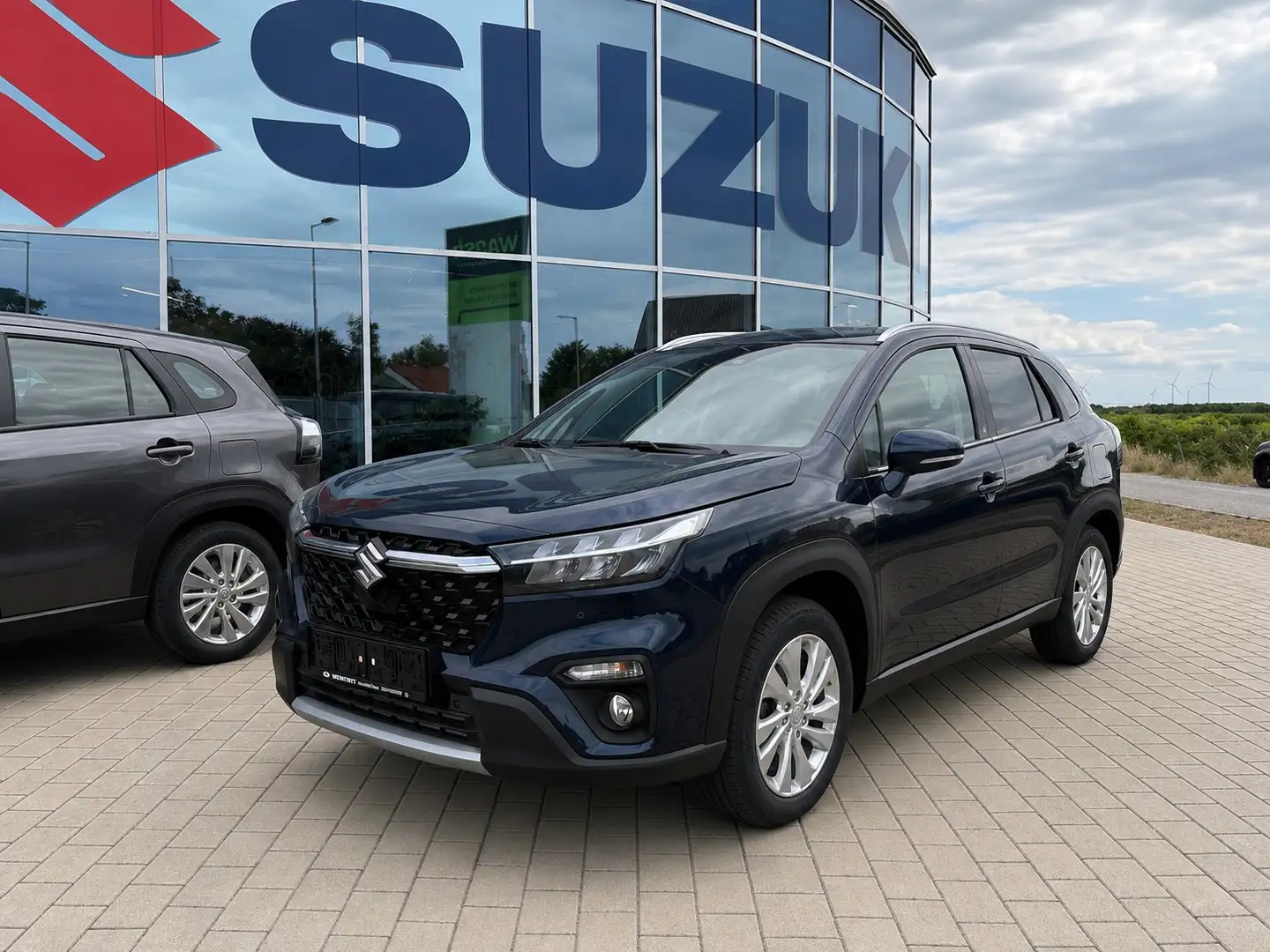Suzuki S-Cross 1.4 GL+ Hybrid shine Blau - 1
