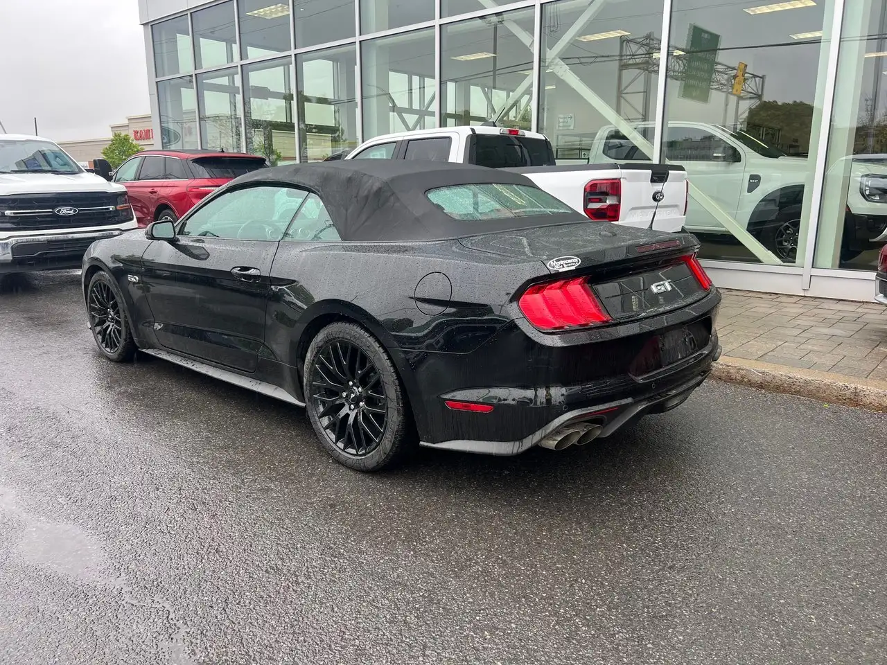 Ford Mustang снимка Ford Mustang