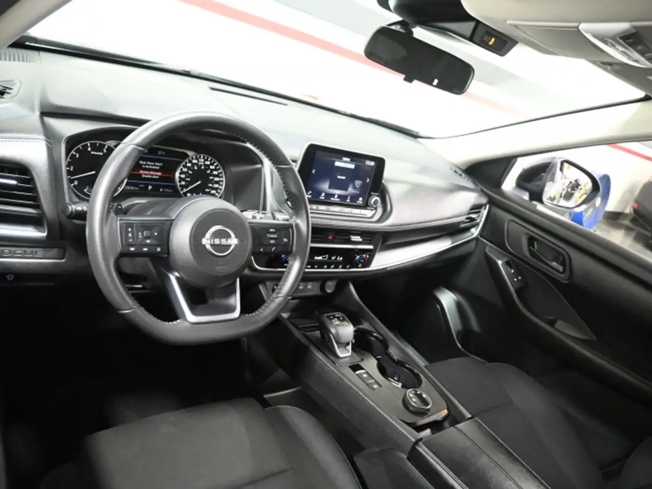 Nissan Rogue photo Nissan Rogue