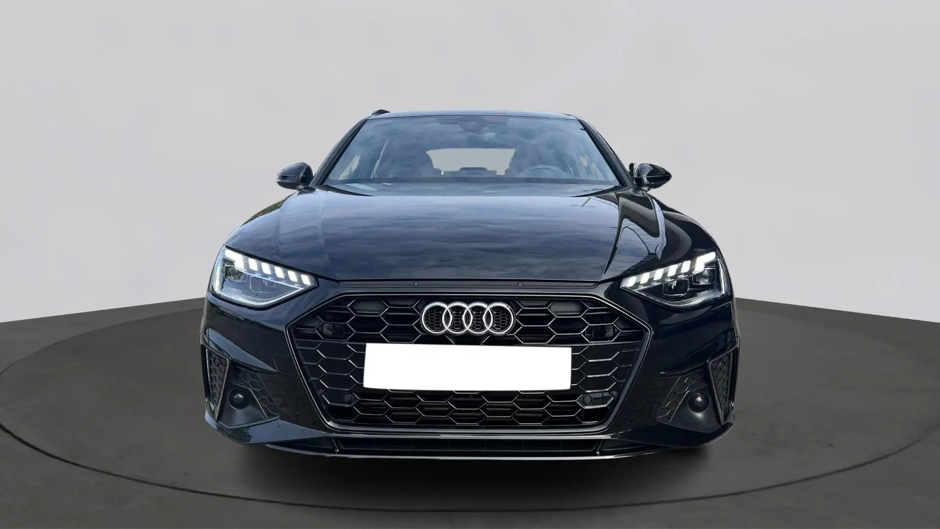 Audi A4 Avant 40 TFSI 204pk S edition | Optiekpakket zwart Zwart - 2