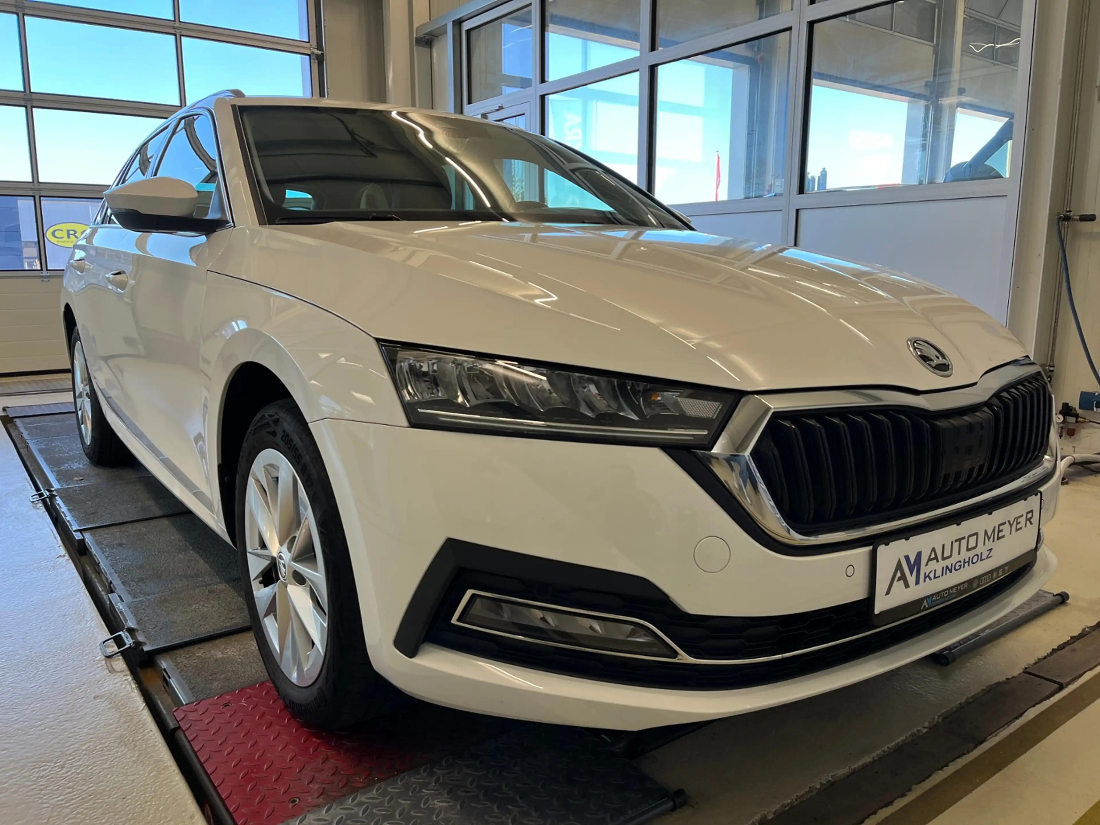 Skoda Octavia Combi Style 2.0 TDI DSG Navi AHK Kamera — photo 5